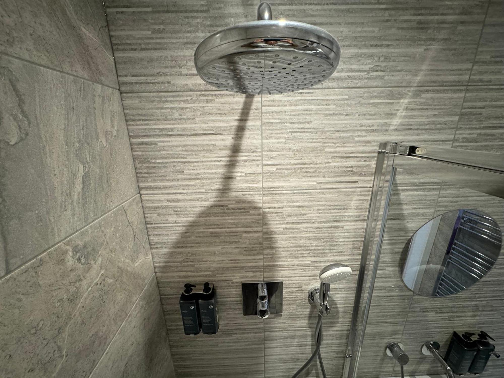 Southgate Luxury Apartments Elland エクステリア 写真