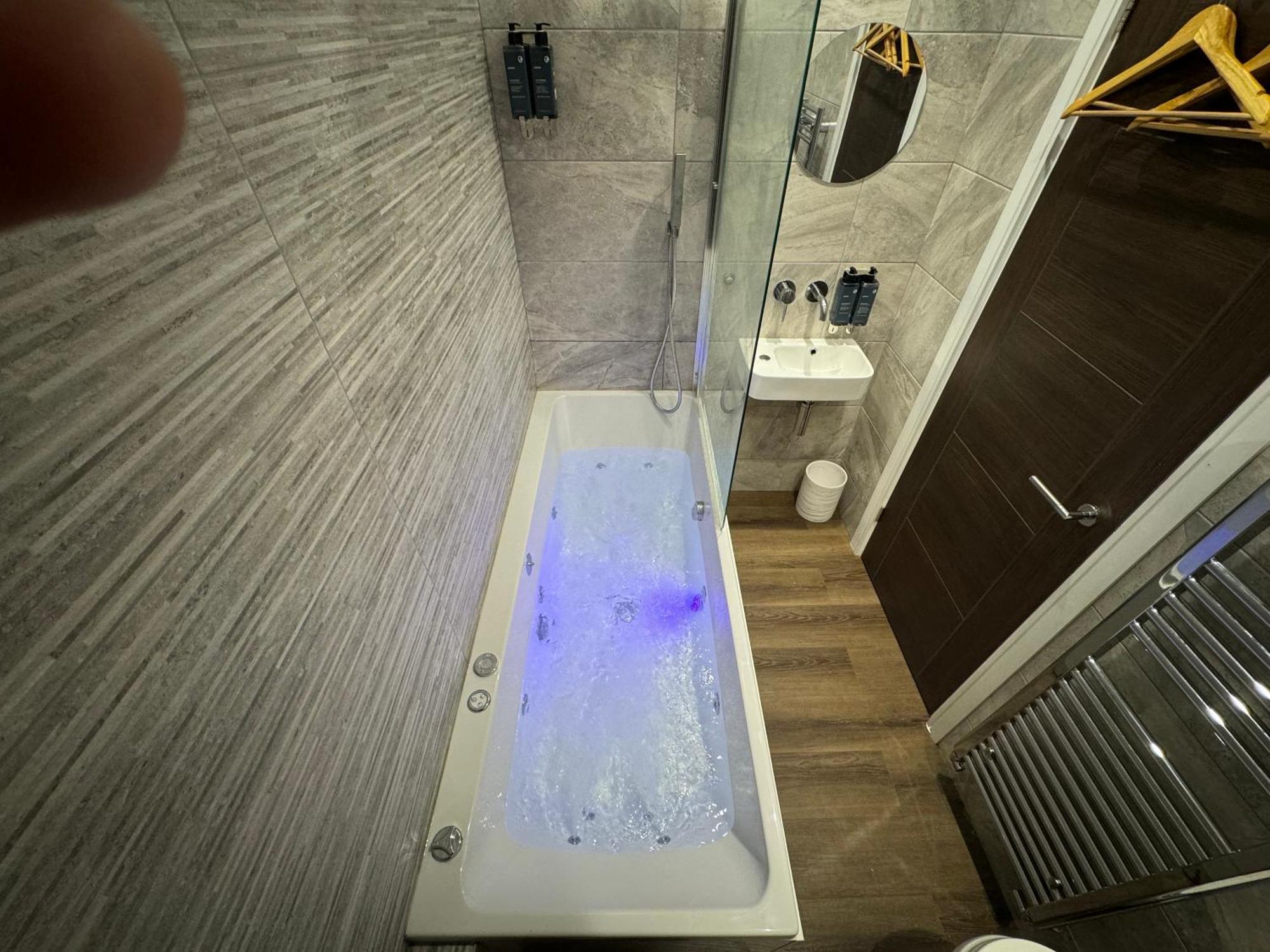 Southgate Luxury Apartments Elland 部屋 写真